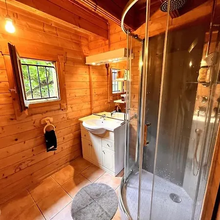 Maison En Bois En 2eme Ligne *
