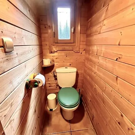 Holiday home Maison En Bois En 2eme Ligne