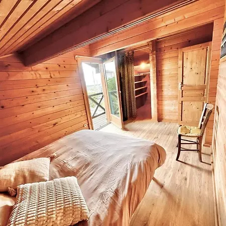 Maison En Bois En 2eme Ligne *