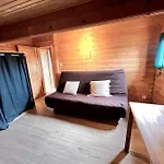 Maison En Bois En 2eme Ligne *