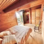 Maison En Bois En 2eme Ligne *
